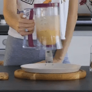 TastyTools Palacsinta adagoló